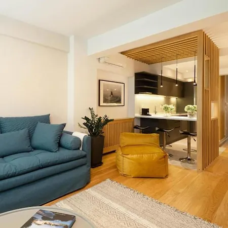 Innovative Boutique Flat In The Heart Of The Thessaloniki